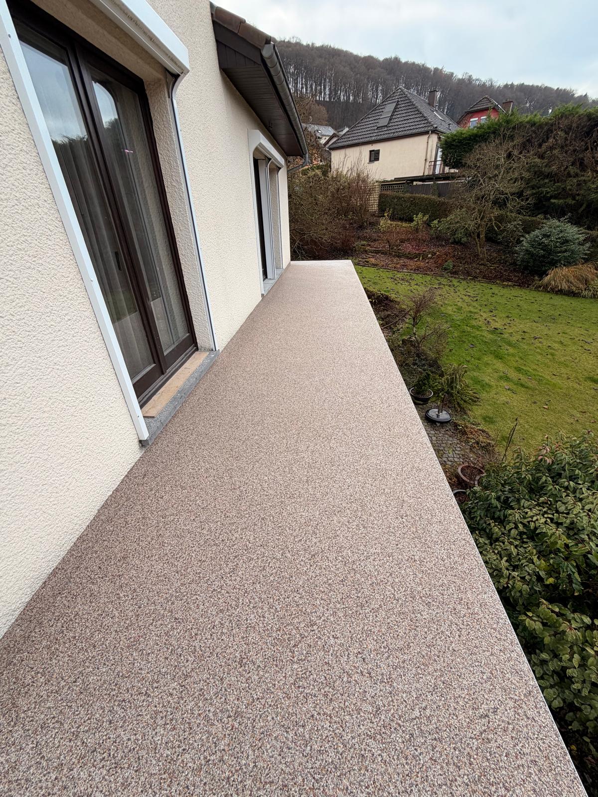 Terrasse en moquette de pierre
